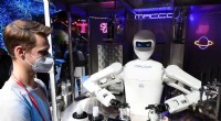 Multilingual Robot Bartender with Facial Recognition Debuts at Mobile World Congress