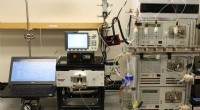MIT s Tiny Tides: Automated Fast-Flow Instrument for Single-Shot Peptide-Nucleic Acid Synthesis