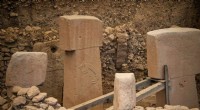 Göbekli Tepe: Unearthing the World s Oldest Religious Sanctuary in Turkey