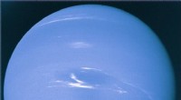 Neptunus klimat:extrema vindar, kalla temperaturer och dynamisk atmosfär 